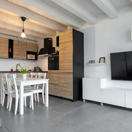 Verona Urban Apartment Exterior photo