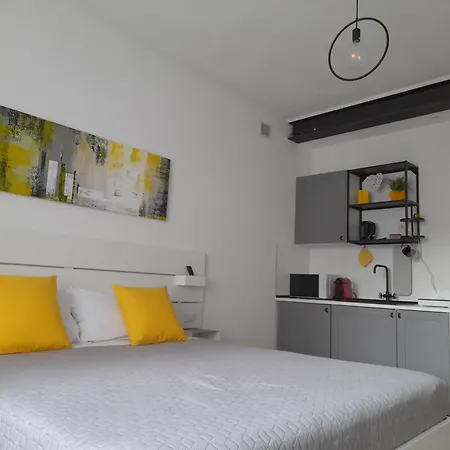 Verona Urban Apartment Exterior photo